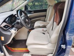 Buick GL8 Land Business Class Comfort Edition - ფოტო 16