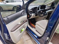 Buick GL8 Land Business Class Comfort Edition - ფოტო 17