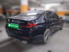 BMW 5 Series 530Li Premier M Sport Package - ფოტო 4