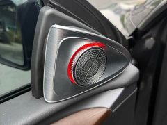 Tesla Model Y Rear-Wheel Drive - ფოტო 4