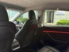 Tesla Model Y Rear-Wheel Drive - ფოტო 6