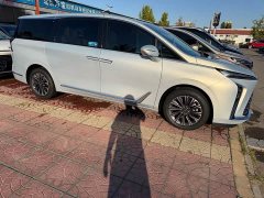 Buick GL8 Luxe Smart Comfort Edition - ფოტო 16