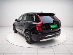 Volvo XC90 B6 Inscription 7-Seater - ფოტო 4