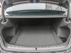 BMW 3 Series 330Li M Sport Night Edition Package - ფოტო 18