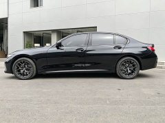 BMW 3 Series 330Li M Sport Night Edition Package - ფოტო 3