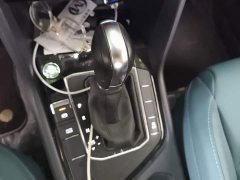 Volkswagen Touareg 300TSI Two-Wheel Drive Moonlight Edition - ფოტო 10