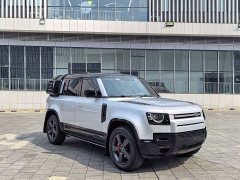 Land Rover Defender 110 P400 X-DYNAMIC HSE - ფოტო 3