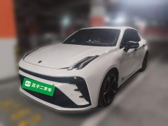 Lynk & Co Geely Lynk & Co 03 2023 1.5T DCT Pro - ფოტო 1