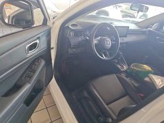 Honda Vezel 1.5L CVT Elite - ფოტო 12