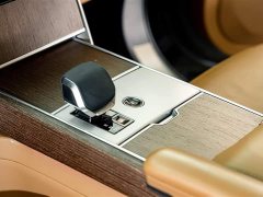 Land Rover Range Rover 3.0 L6 400PS Extended Wheelbase 7-Seater - ფოტო 12