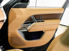 Land Rover Range Rover 3.0 L6 400PS Extended Wheelbase 7-Seater - ფოტო 16