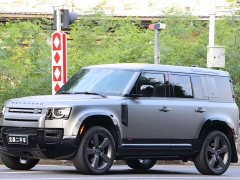 Land Rover Defender 110 5.0T V8 - ფოტო 1