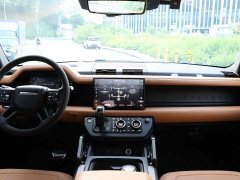 Land Rover Defender 110 5.0T V8 - ფოტო 14