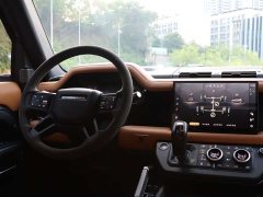Land Rover Defender 110 5.0T V8 - ფოტო 15