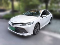 Toyota Camry 2019 Facelift Hybrid 2.5HG Luxury - ფოტო 1