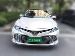 Toyota Camry 2019 Facelift Hybrid 2.5HG Luxury - ფოტო 2