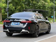 BMW 5 Series 530Li Premier M Sport Package - ფოტო 15