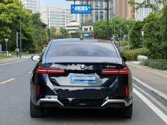 BMW 5 Series 530Li Premier M Sport Package - ფოტო 17