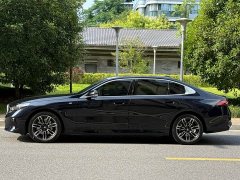 BMW 5 Series 530Li Premier M Sport Package - ფოტო 2