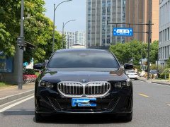 BMW 5 Series 530Li Premier M Sport Package - ფოტო 3