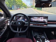 BMW 5 Series 530Li Premier M Sport Package - ფოტო 9