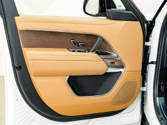 Land Rover Range Rover 3.0L V6 400PS Extended Wheelbase Prestige Edition - ფოტო 17