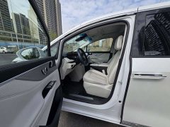 Buick GL8 New Energy Luxe Premium 7-Seater - ფოტო 4