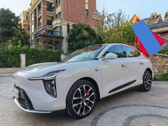 IM Motors Zhiji LS6 Pure Electric Max - ფოტო 1