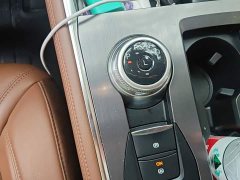 Ford Explorer EcoBoost 285 AWD Fashion Plus 6-Seater - ფოტო 10