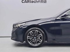 BMW 5 Series 2024 530Li Leading M Sports Package - фото 6