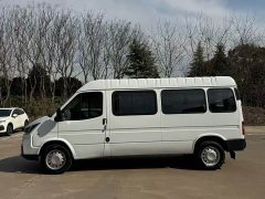 Teshun Terios 2.8T Space King Standard Long Wheelbase Mid-High Roof Single Rear Wheel 6-Seater Diesel Euro VI JX493 - ფოტო 3