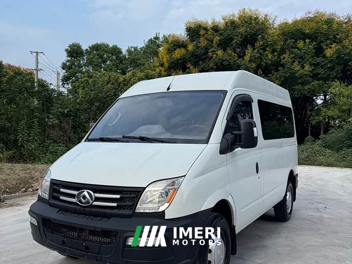 New Journey Xintu V80 2.5T Classic AMT Aoyuntong Facelift Short Wheelbase Mid-roof 5/6 Seater