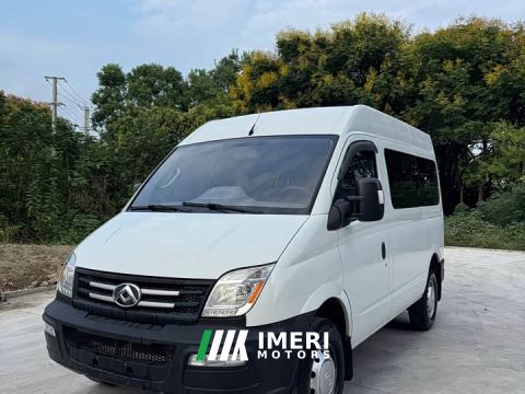2021 Maxus Xintu V80 2.5T Classic AMT Aoyuntong Facelift Short Wheelbase Mid-roof 5/6 Seater