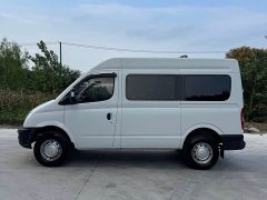New Journey Xintu V80 2.5T Classic AMT Aoyuntong Facelift Short Wheelbase Mid-roof 5/6 Seater - ფოტო 3