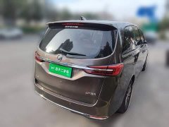 Buick GL8 Land Business Class Smart Edition - ფოტო 6