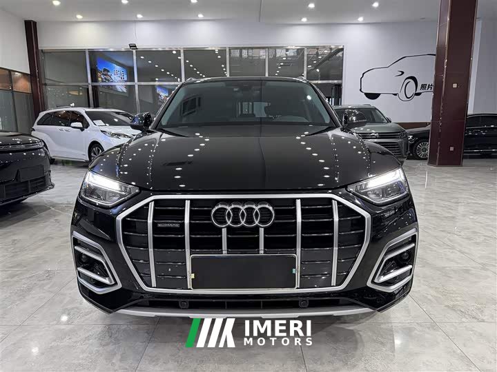 Audi Q5L Facelift 40T Luxury Elegance - ავტომობილი ჩინეთიდან