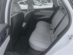 BYD Dolphin 06 DM-i Touring DM-i 150KM Flagship - ფოტო 20