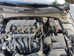 Hyundai Elantra 1.5L CVT GLX Elite - ფოტო 16