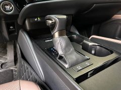 Lexus ES 2022 300h Excellence Edition - ფოტო 11