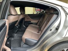 Lexus ES 2022 300h Excellence Edition - ფოტო 15