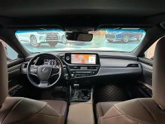 Lexus ES 2022 300h Excellence Edition - ფოტო 20