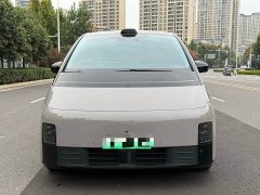 Li Auto Li Xiang MEGA Ultra - ფოტო 2