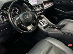 Lexus LM 2020 300h 7-Seater Elegant Edition - ფოტო 10