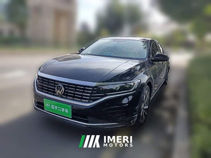 Volkswagen Passat Facelift 330TSI Elite - ავტომობილი ჩინეთიდან