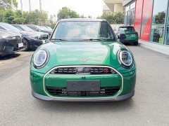 BMW 2025 MINI 2.0T COOPER S Artist 5-Door - ფოტო 3