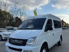 New Journey Xintu V80 2.0T Manual Classic Aoyun Tong Short Wheelbase Mid-roof 5/6 Seater - ფოტო 1