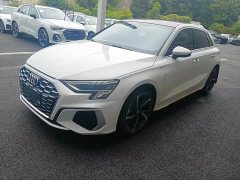 Audi A3 Sportback 35 TFSI Fashion Sport - ფოტო 1