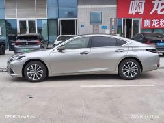 Lexus ES 200 Premium Edition - ფოტო 3