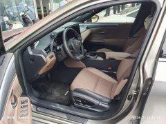 Lexus ES 200 Premium Edition - ფოტო 6