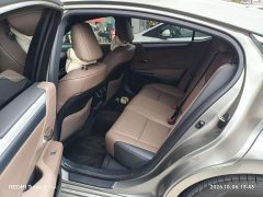 Lexus ES 200 Premium Edition - ფოტო 7